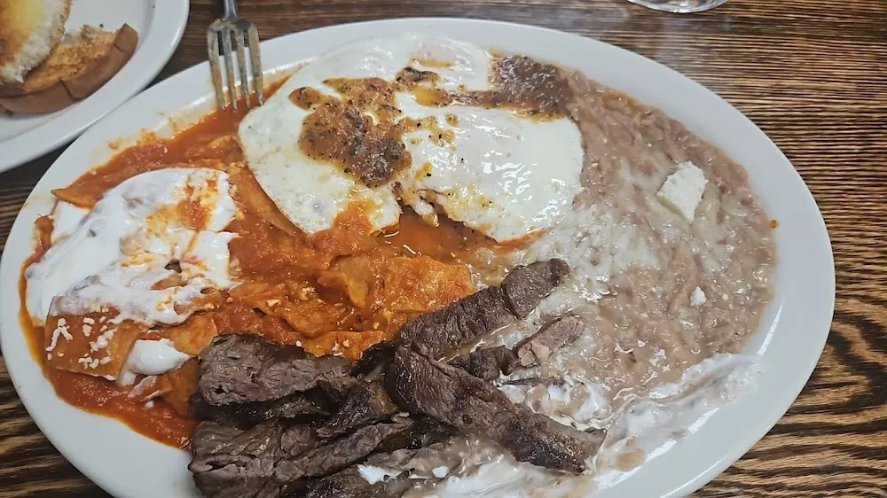 Chilaquiles Rojos